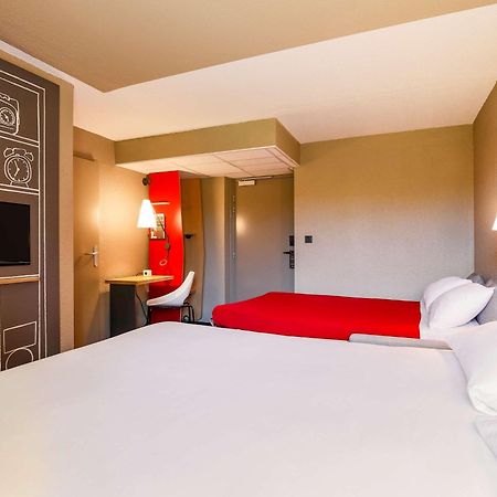 Готель Ibis Carcassonne Est La Cite Екстер'єр фото