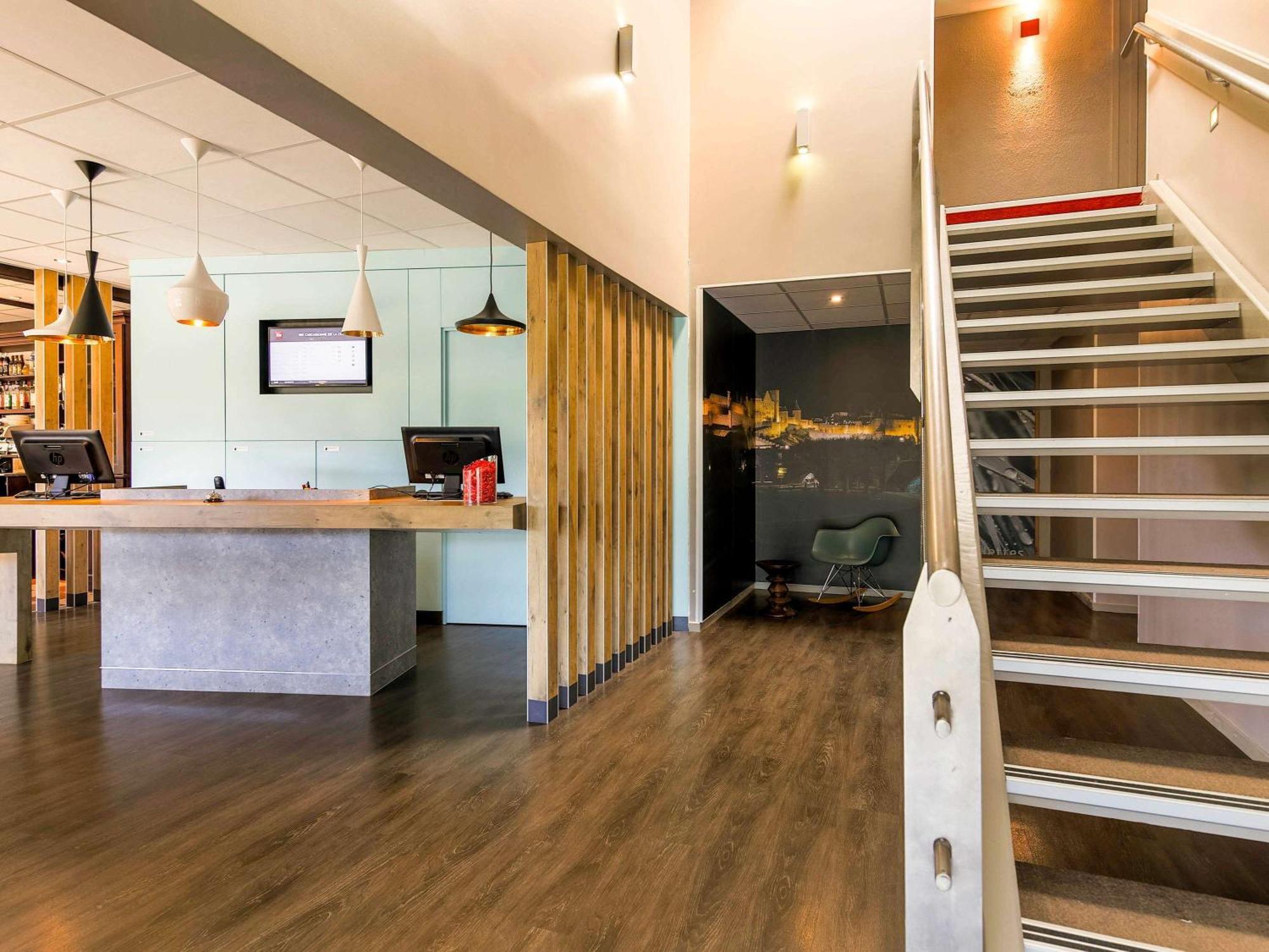 Готель Ibis Carcassonne Est La Cite Екстер'єр фото